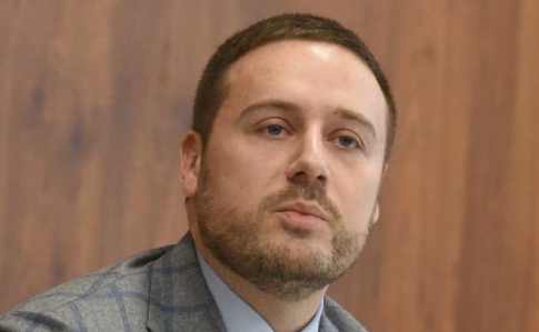 “Емоції”: звільнений заступник Кличка стверджує, що поліцейського не бив